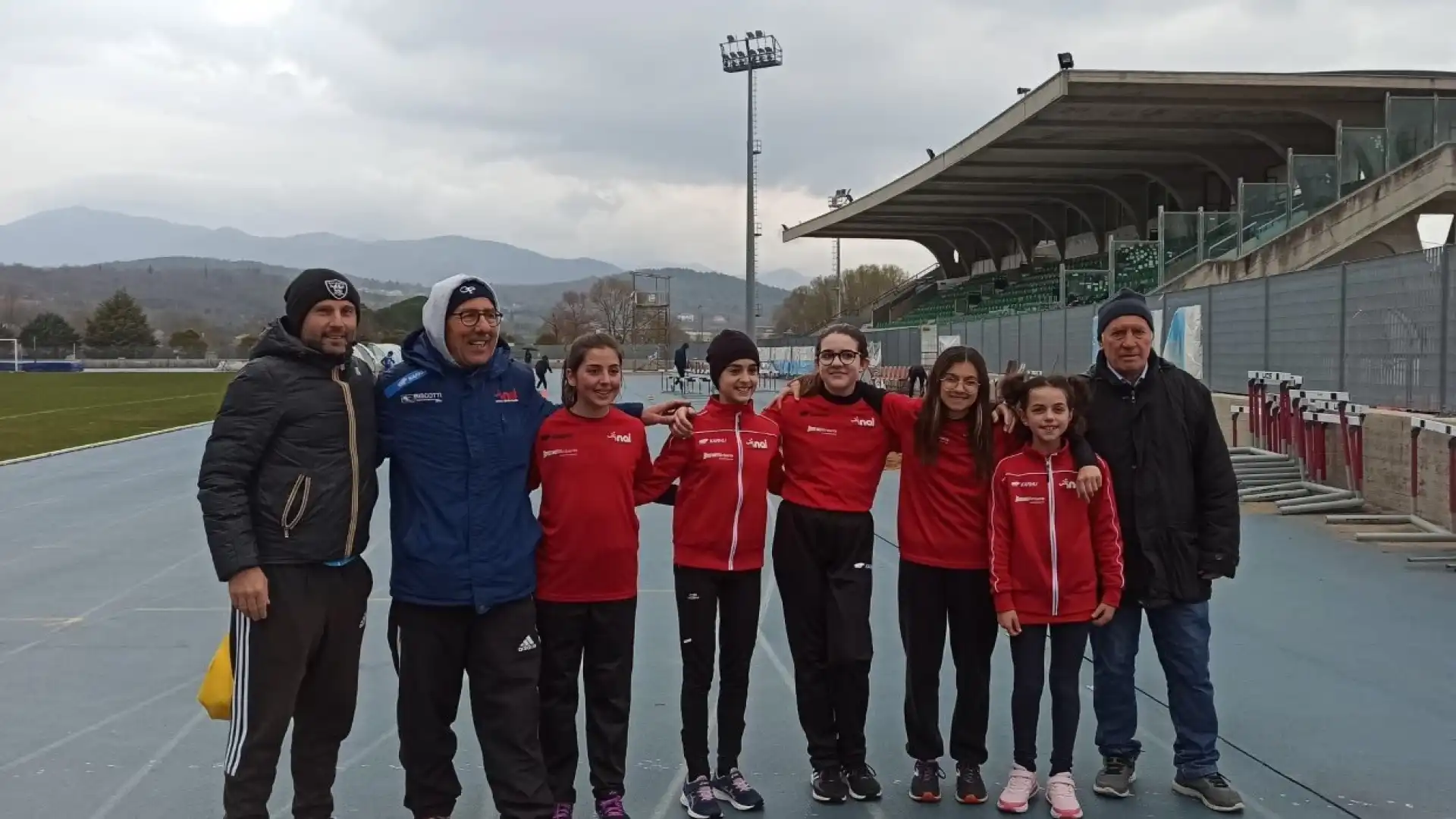 Nai Isernia: il presidente Caputo premia le ragazze campionesse regionali di Cross